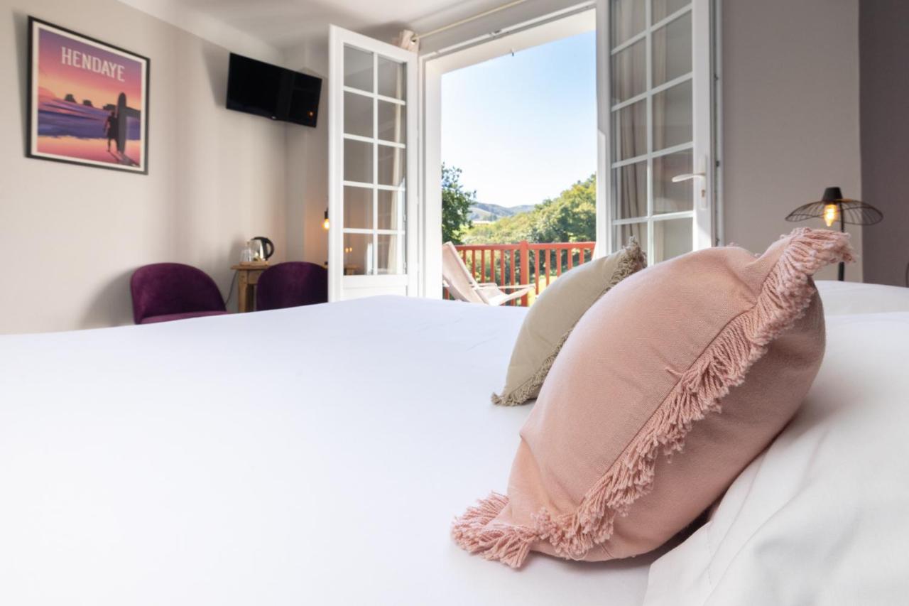 Logis Hotel St Sylvestre Aldudes ภายนอก รูปภาพ