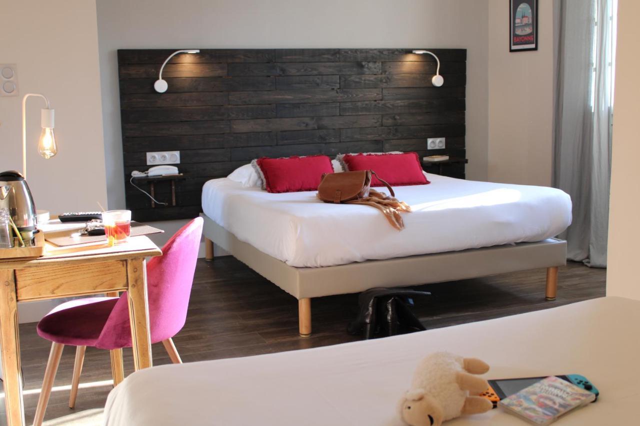 Logis Hotel St Sylvestre Aldudes ภายนอก รูปภาพ