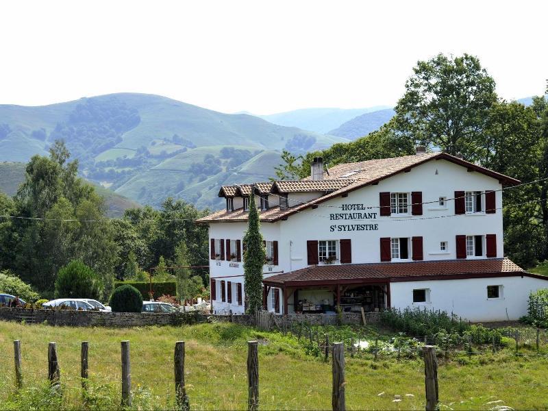 Logis Hotel St Sylvestre Aldudes ภายนอก รูปภาพ